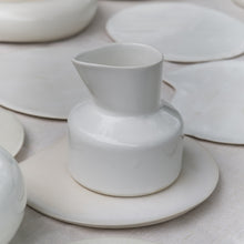 Load image into Gallery viewer, Beak Carafe, Short