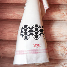 Load image into Gallery viewer, Helsinki Remade Vintage Textile No. 0131