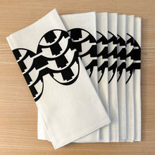 Load image into Gallery viewer, Helsinki Remade – Set of 7 Vintage Napkins