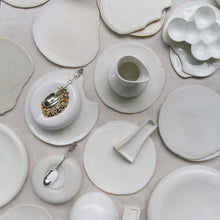 Load image into Gallery viewer, Oyster plate